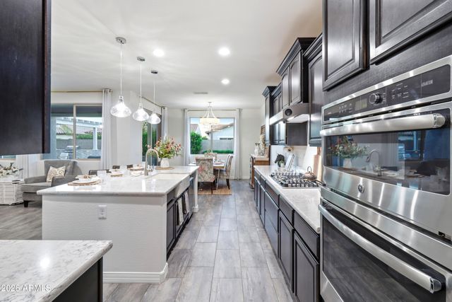 10636 E SHEFFIELD Drive, Mesa, AZ 85212