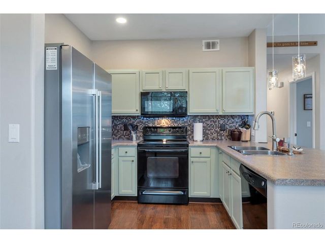 8500 E Jefferson Ave 11F, Denver, CO 80237