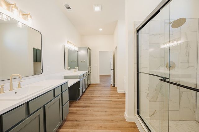 2517 Open Range Ln, Midland, TX 79705