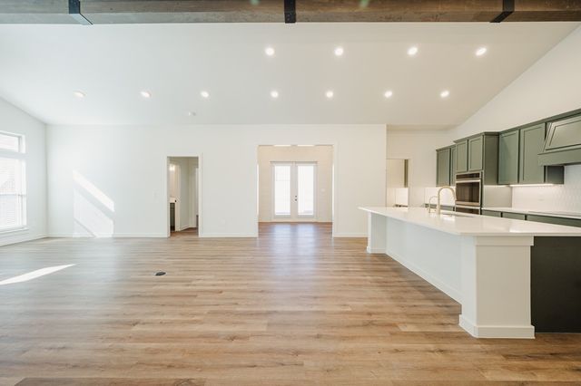 2517 Open Range Ln, Midland, TX 79705