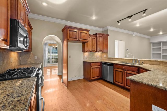 2993 N Dorchester Drive, Fayetteville, AR 72703