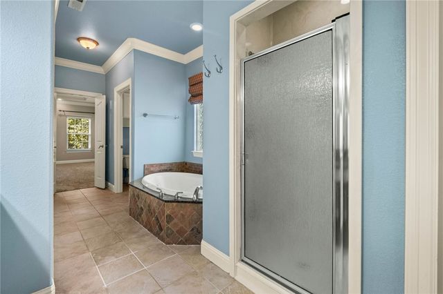 2993 N Dorchester Drive, Fayetteville, AR 72703