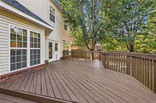 2993 N Dorchester Drive, Fayetteville, AR 72703