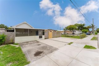 5737 Grant St 3, Hollywood, FL 33021