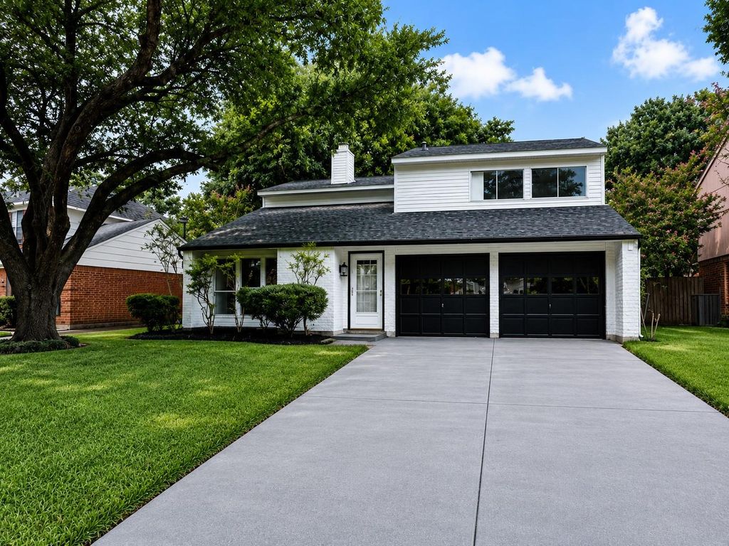1319 Briarmead Drive, Richmond, TX 77406