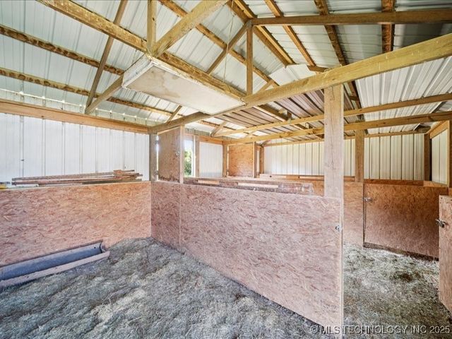 16165 Prairie Bell Road, Okmulgee, OK 74447