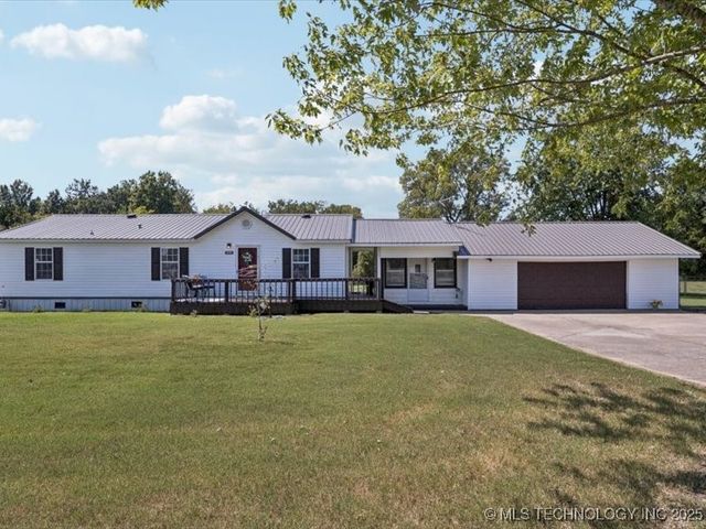 16165 Prairie Bell Road, Okmulgee, OK 74447