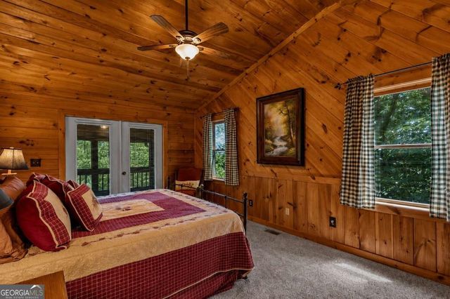 801 Davenport Mountain Road, Blue Ridge, GA 30513