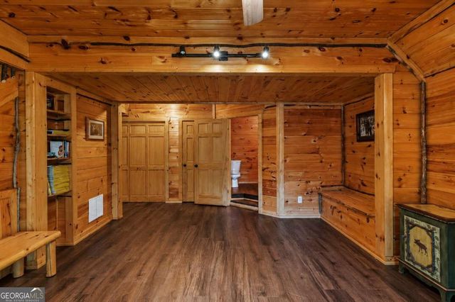 801 Davenport Mountain Road, Blue Ridge, GA 30513