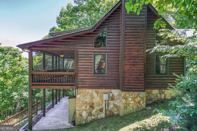 801 Davenport Mountain Road, Blue Ridge, GA 30513