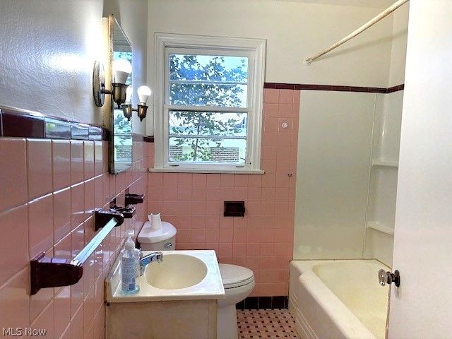 3726 Sunset Boulevard, Youngstown, OH 44502