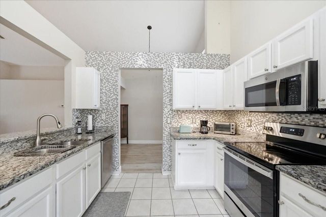 4250 PINE ISLE DRIVE, Lutz, FL 33558