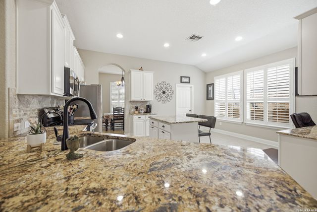 244 Flint Rd, Cibolo, TX 78108