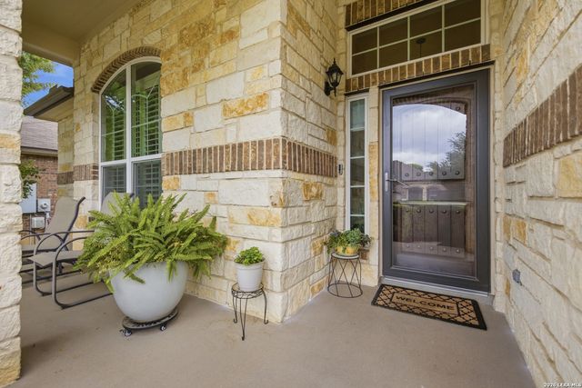 244 Flint Rd, Cibolo, TX 78108