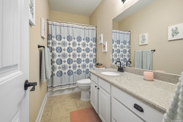 244 Flint Rd, Cibolo, TX 78108