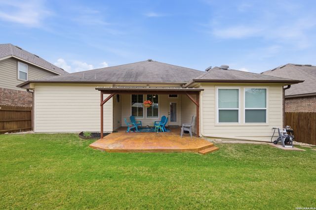 244 Flint Rd, Cibolo, TX 78108
