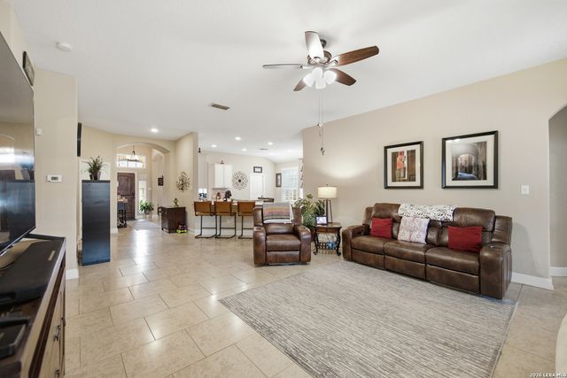 244 Flint Rd, Cibolo, TX 78108