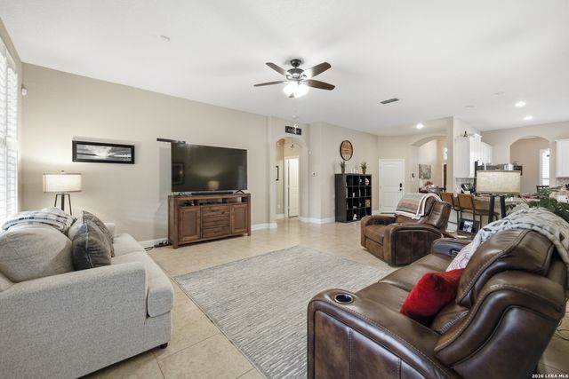 244 Flint Rd, Cibolo, TX 78108