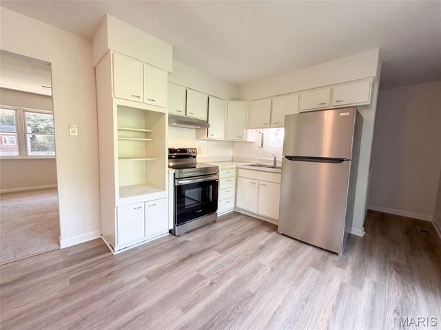 6436 Kathy Drive, High Ridge, MO 63049