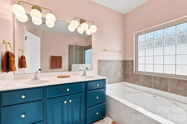 4140 Cedar Point Avenue, Matthews, NC 28104