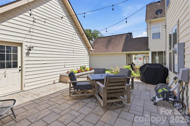 4140 Cedar Point Avenue, Matthews, NC 28104