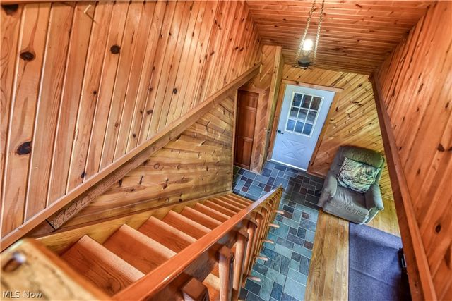 5671 S River Road W, Geneva, OH 44041