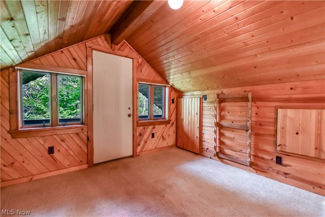 5671 S River Road W, Geneva, OH 44041