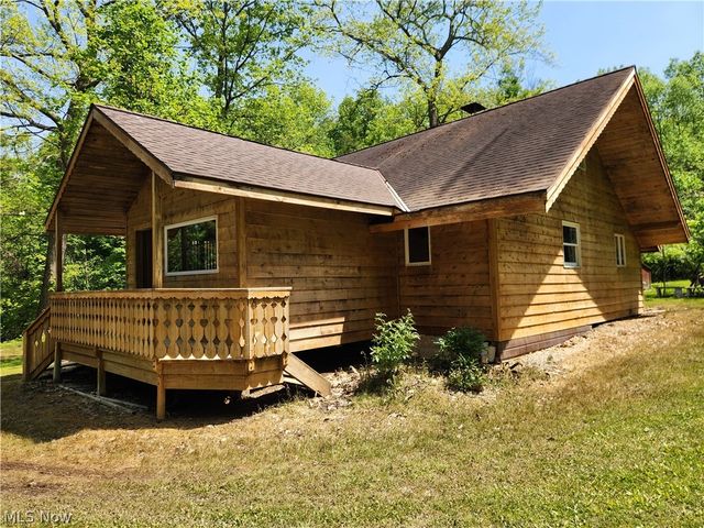 5671 S River Road W, Geneva, OH 44041