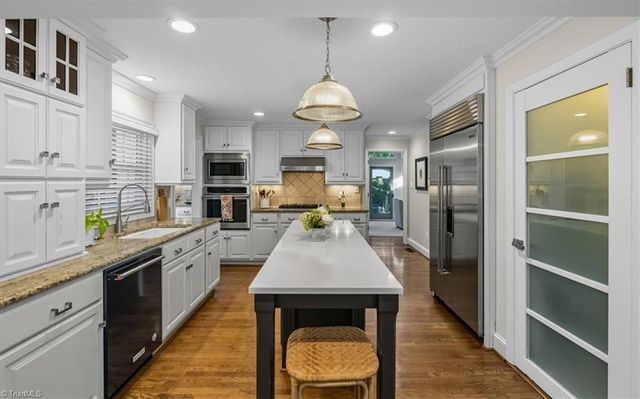 1106 Hammel Road, Greensboro, NC 27408