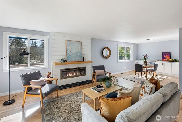 991 NW Anderson Lane, Poulsbo, WA 98370