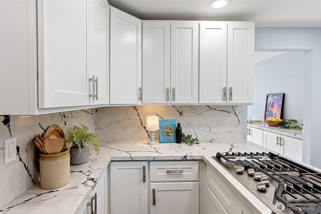 991 NW Anderson Lane, Poulsbo, WA 98370