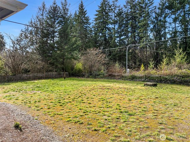 991 NW Anderson Lane, Poulsbo, WA 98370