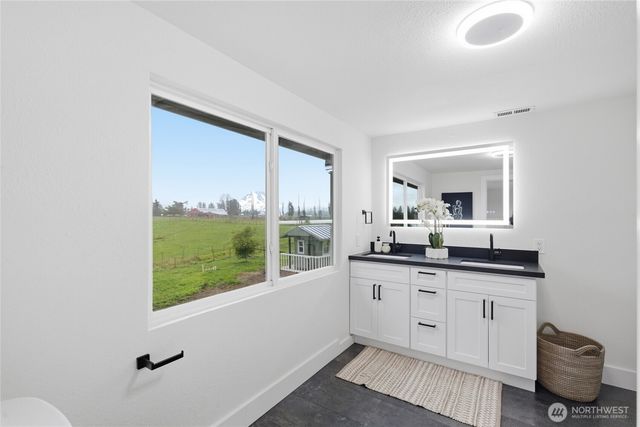 39302 236th Avenue SE, Enumclaw, WA 98022