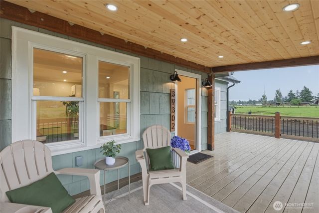 39302 236th Avenue SE, Enumclaw, WA 98022