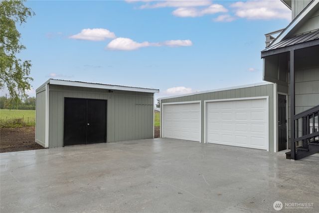 39302 236th Avenue SE, Enumclaw, WA 98022
