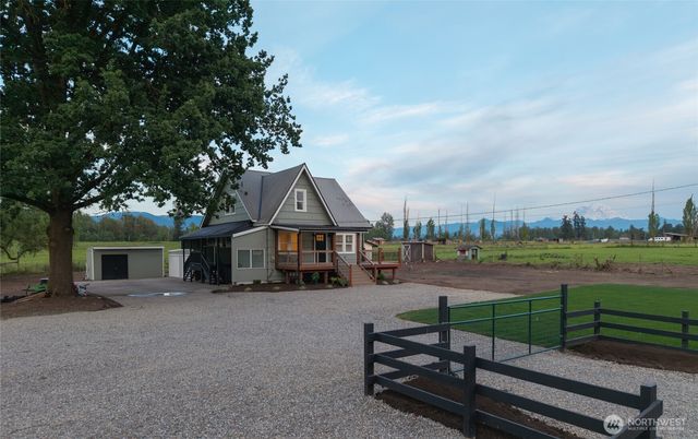 39302 236th Avenue SE, Enumclaw, WA 98022