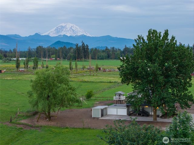 39302 236th Avenue SE, Enumclaw, WA 98022