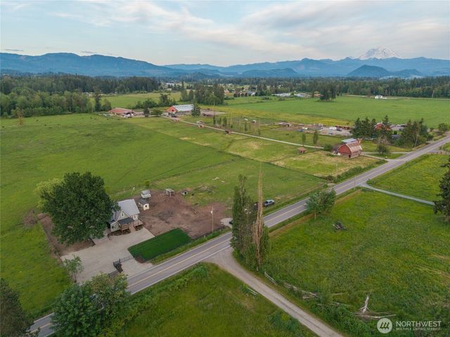 39302 236th Avenue SE, Enumclaw, WA 98022