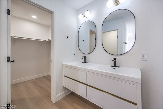 668 Rising Brook Drive, Henderson, NV 89011