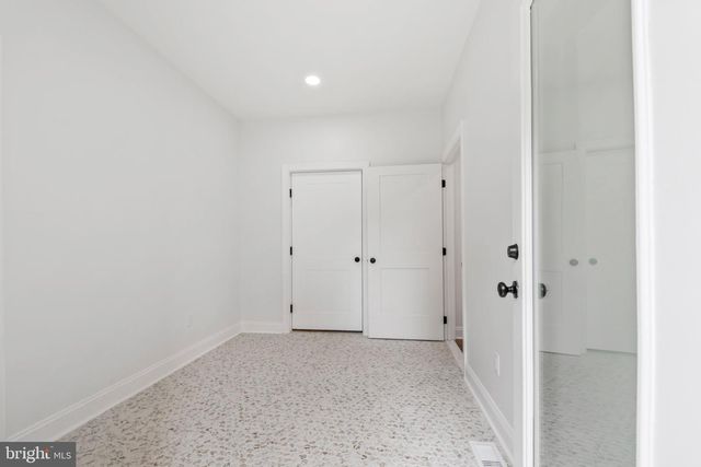 88 LENOX AVE, Trenton, NJ 08620