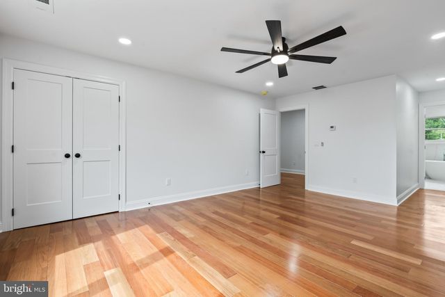 88 LENOX AVE, Trenton, NJ 08620