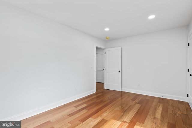 88 LENOX AVE, Trenton, NJ 08620