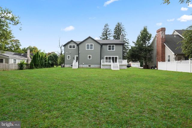 88 LENOX AVE, Trenton, NJ 08620