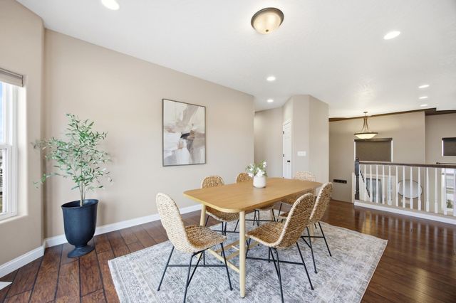 246 34 Avenue E, West Fargo, ND 58078