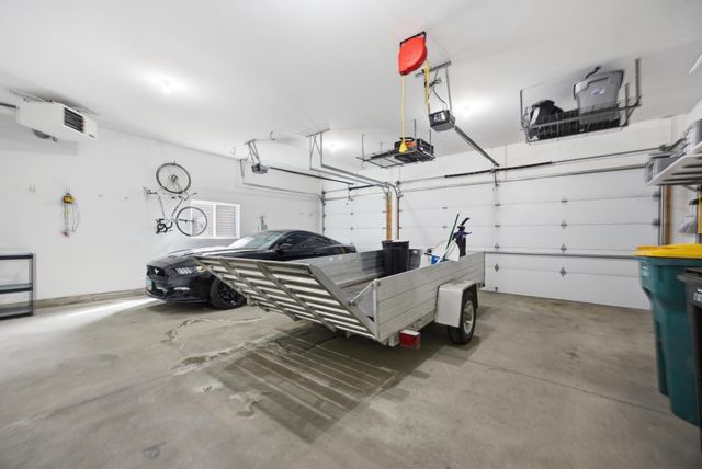 246 34 Avenue E, West Fargo, ND 58078