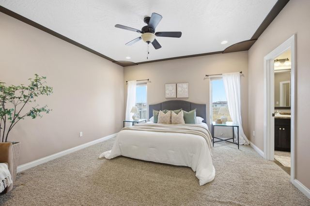 246 34 Avenue E, West Fargo, ND 58078