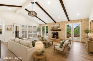 17 Toda Vista, Monterey, CA 93940