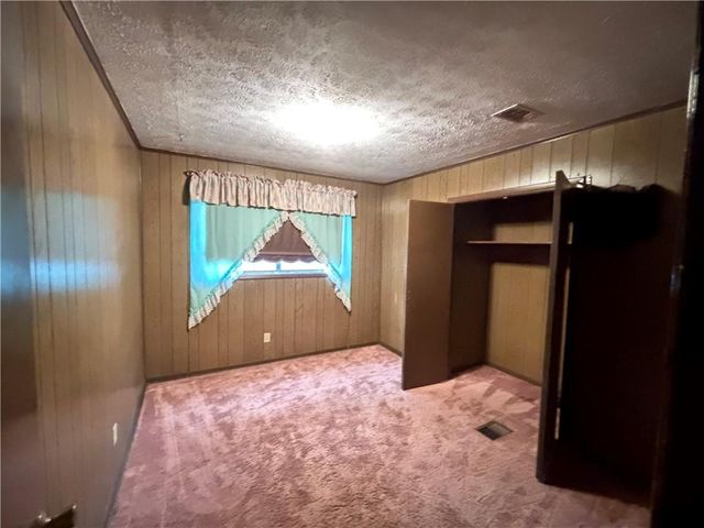 1896 Live Oak NW Drive, Kennesaw, GA 30152