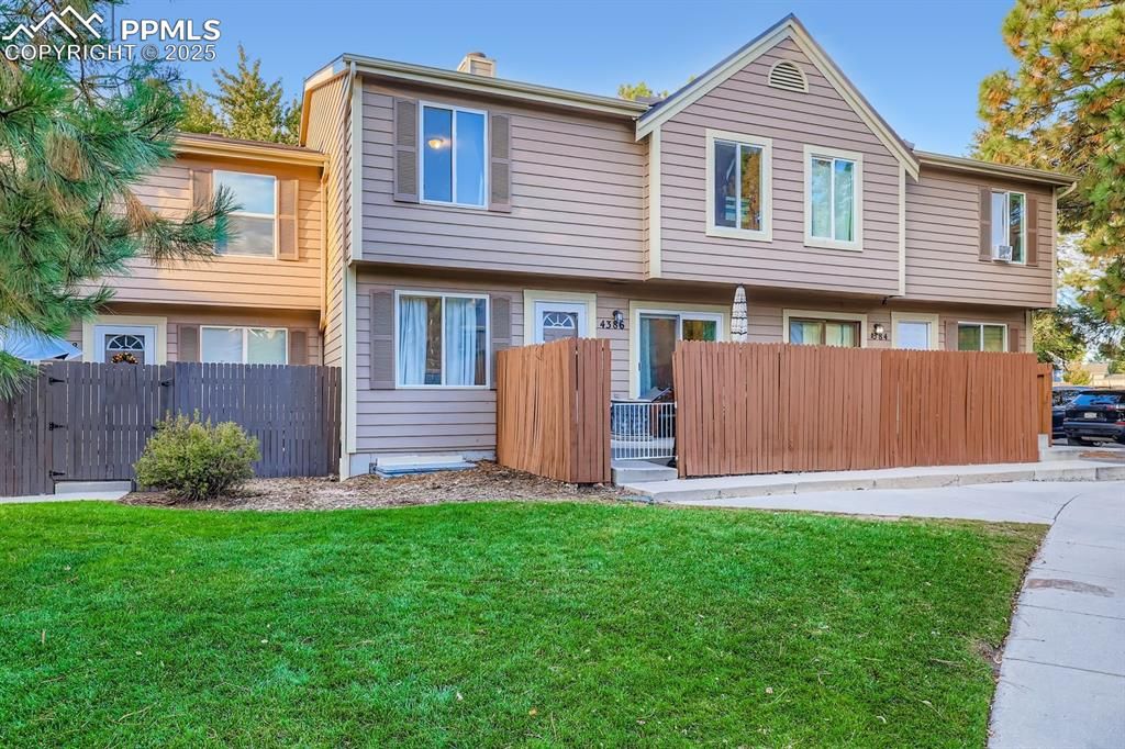 4386 Hawks Lookout Lane, Colorado Springs, CO 80916