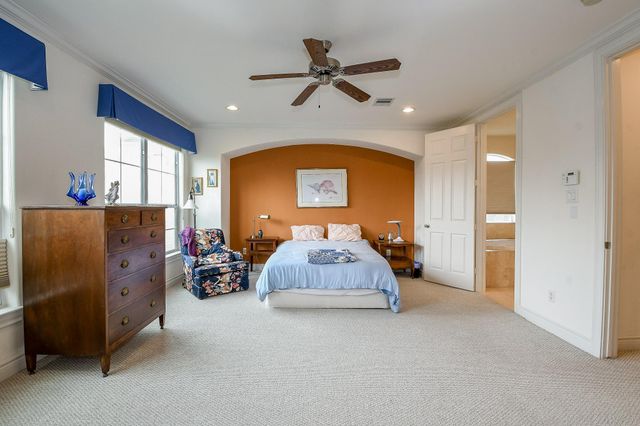 9127 Harbor Hills Drive, Houston, TX 77054